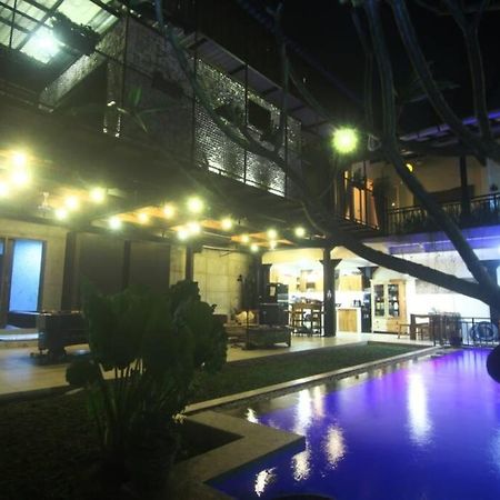 Villa Amalura I Yogyakarta Exteriér fotografie